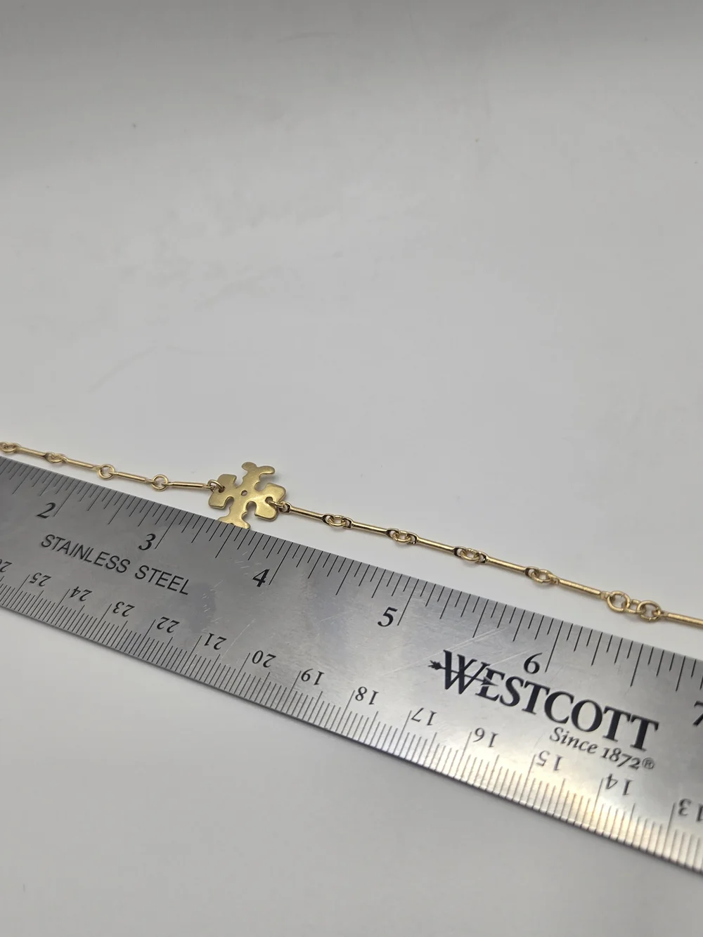 New Tory Burch Roxanne Thin Chain Bracelet Gold Logo Link Vintage Look - Picture 5 of 5